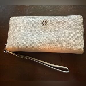 Tory Burch Beige Textured Wallet